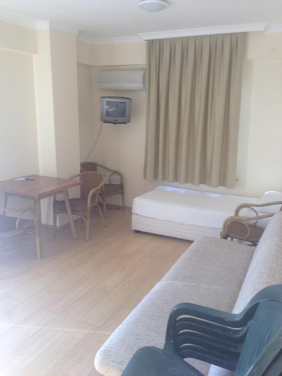 Zeytin Apart Hotel Çeşme Exterior foto
